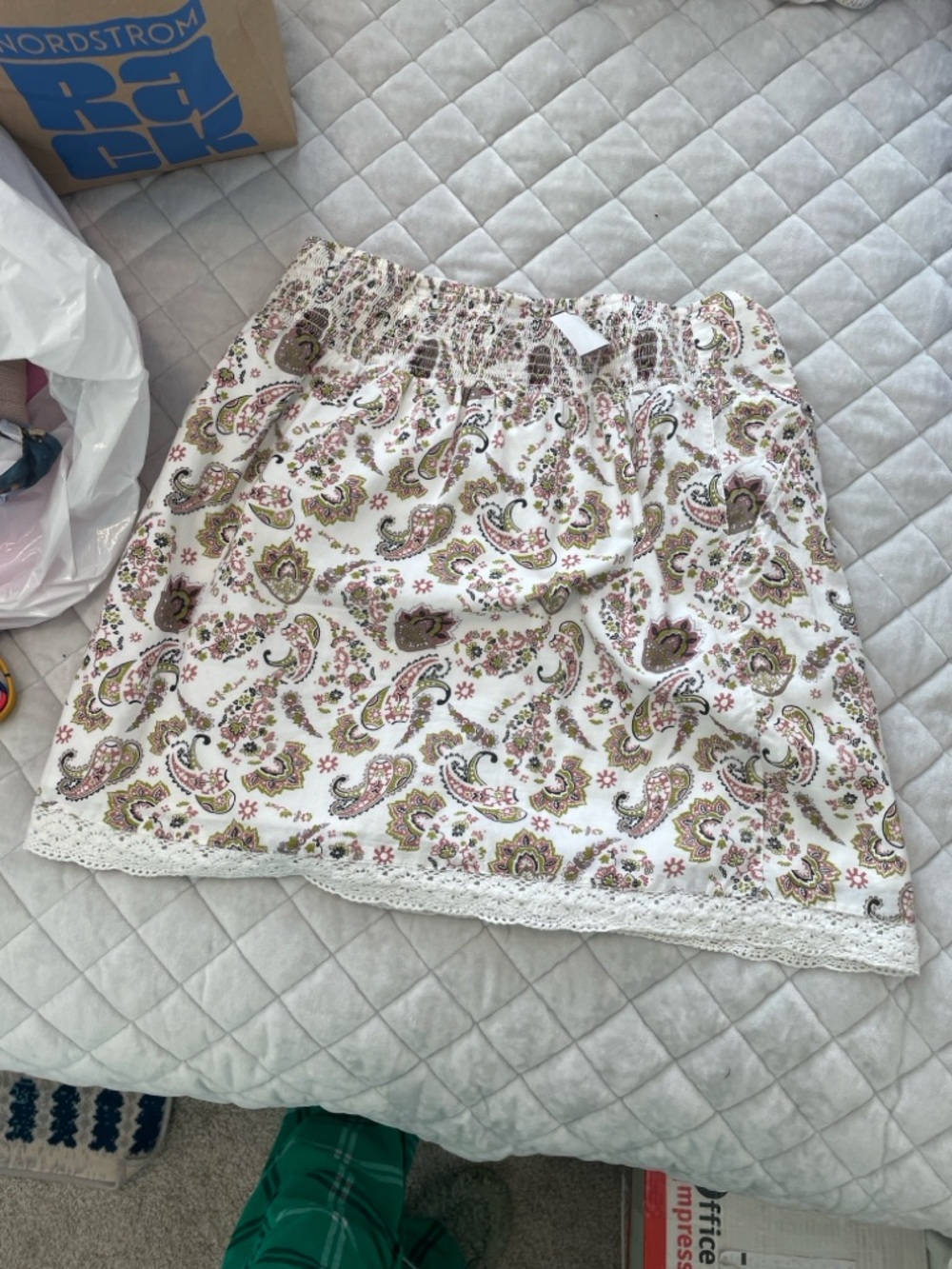 White Paisley Organic Print Elastic Waist Skirt with Lace Trim
